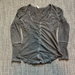 Free People long sleeve lace top #Y2K #freepeople